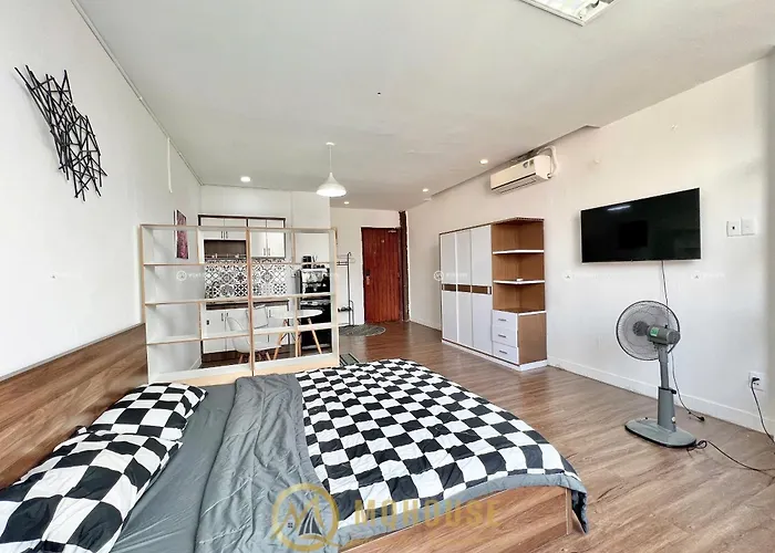Bin Homestay Near Airport