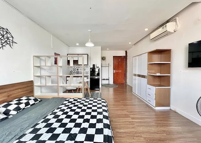 Bin Homestay Near Airport